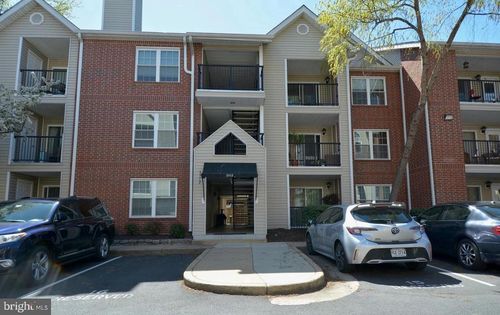 apt-107-3312 Wyndham Cir, ALEXANDRIA, VA, 22302-4312 | Card Image