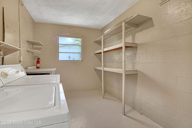 955 Samar Rd, House other with 3 bedrooms, 2 bathrooms and null parking in Cocoa Beach FL | Image 33