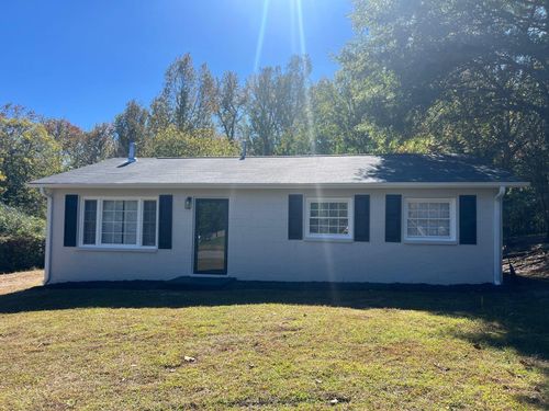 761 W 5th St, Chase City, VA, 23924-1170 | Card Image