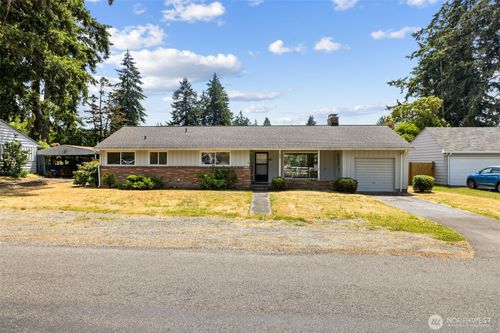 808 117th St S, Tacoma, WA, 98444-3906 | Card Image