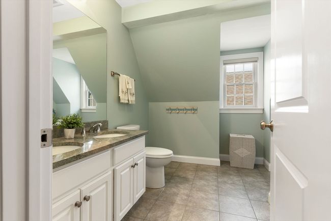B - 32 Bromfield St, Condo with 3 bedrooms, 3 bathrooms and 2 parking in Newburyport MA | Image 28