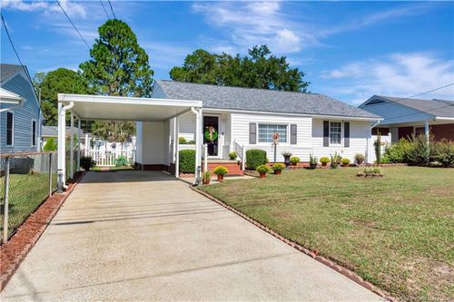 1015 E 10th St, Lumberton, NC, 28358-5048 | Card Image