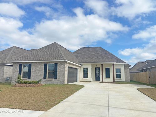 107 Fairdale Dr, Youngsville, LA, 70592-6942 | Card Image