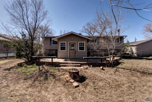 114-e-oak-street-114 E Oak St, New Underwood, SD, 57761-2053 | Card Image