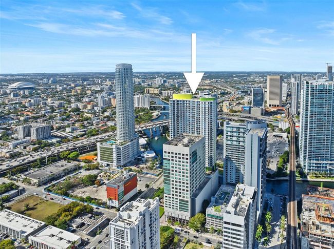 APT-3111 - 185 Sw 7 Th St, Condo with 3 bedrooms, 3 bathrooms and null parking in Miami FL | Image 40