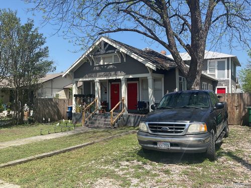 519 Hammond Ave, San Antonio, TX, 78210-3060 | Card Image