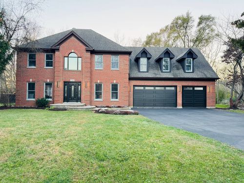 720 Tulip Cir, Island Lake, IL, 60042-8820 | Card Image