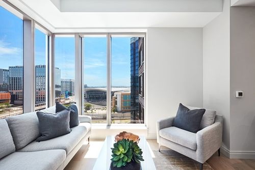 808-135 Seaport Blvd, Boston, MA, 02210-2711 | Card Image
