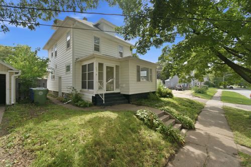 609 Moir St, Waterloo, IA, 50701-2859 | Card Image