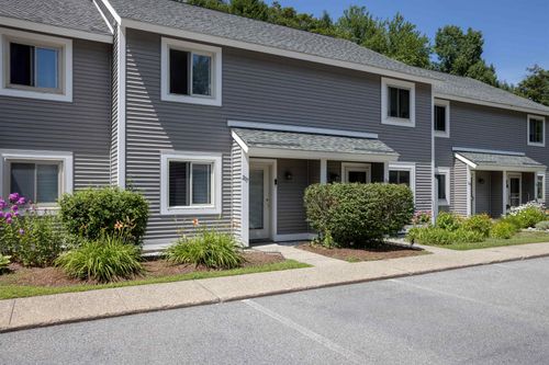 207 Sugar Tree Ln, South Burlington, VT, 05403-6733 | Card Image