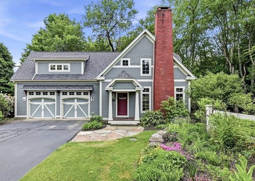 36 Sovereign Way, Northampton, MA, 01062-9615 | Card Image