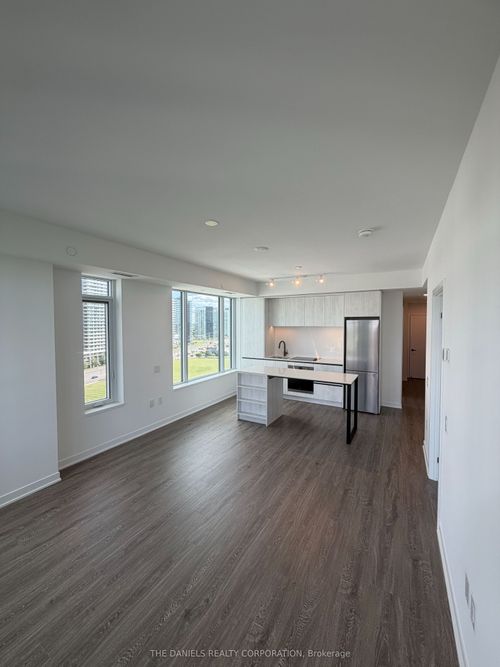 1303-2495 Eglinton Ave W, Mississauga, ON, L5M2T2 | Card Image