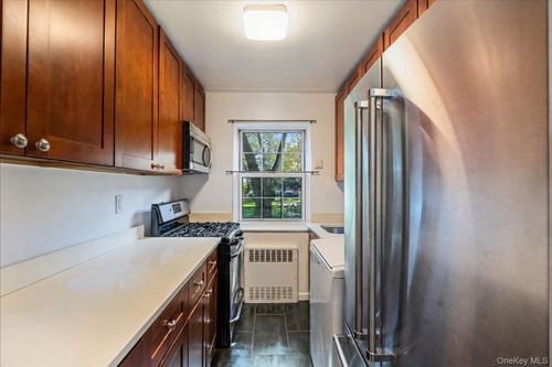 a-211-07 73rd Avenue, New York, NY, 11364 | Card Image