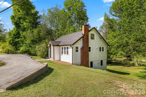 523 Harrison Ave, Franklin, NC, 28734-0317 | Card Image