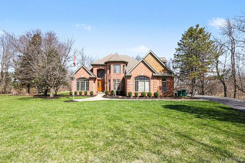 55256 Lee Rd Road, Lyon Charter Township, MI, 48165 | Card Image