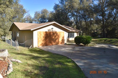 31367 Delaware Rd, Coarsegold, CA, 93614-9784 | Card Image