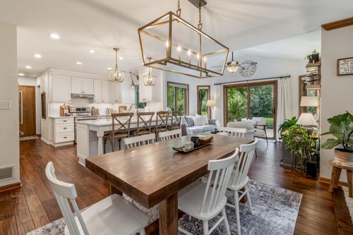 353 Westfield Way, Pewaukee, WI, 53072-2564 | Card Image