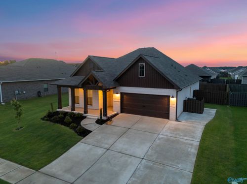 111 Mississippi St, Madison, AL, 35756-4390 | Card Image