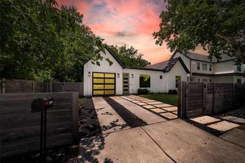 2-709 W Saint Elmo Rd, Austin, TX, 78745-1388 | Card Image