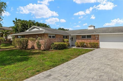 4071 E River Dr, FORT MYERS, FL, 33916-2833 | Card Image