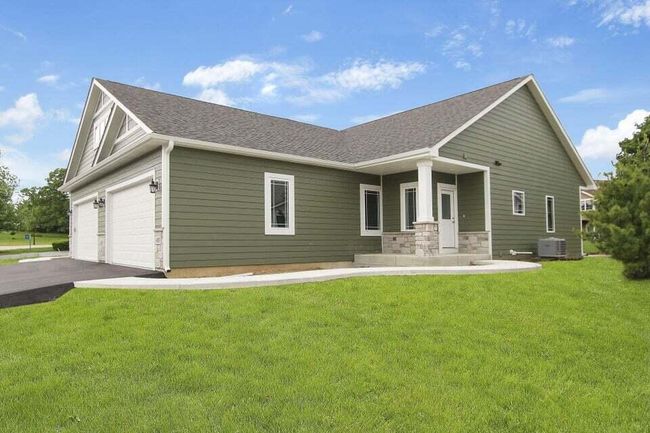 596 Tindalls Nest, Condo with 3 bedrooms, 3 bathrooms and null parking in TWIN LAKES WI | Image 35
