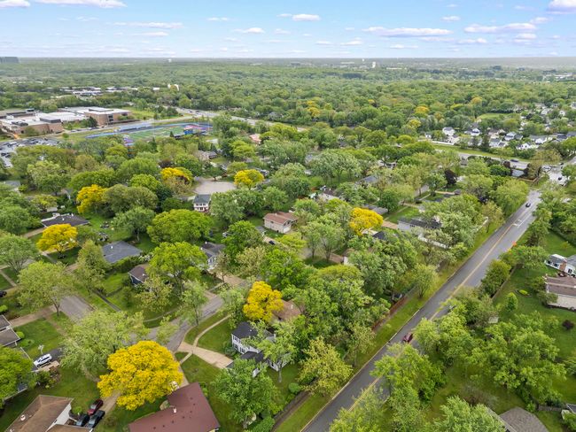 2s644 Devonshire Ln, House other with 4 bedrooms, 3 bathrooms and 2 parking in Glen Ellyn IL | Image 44