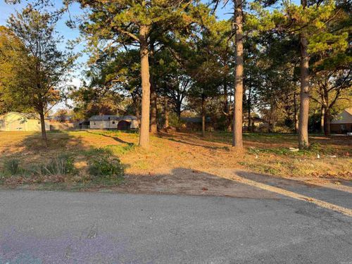 103 S Greer Dr, Searcy, AR, 72143-5005 | Card Image