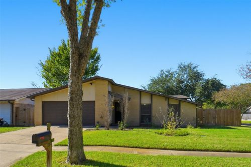 5323 Girnigoe Dr, Houston, TX, 77084-1917 | Card Image