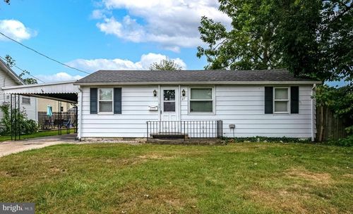25 Woodland Ave, READING, PA, 19606-1053 | Card Image