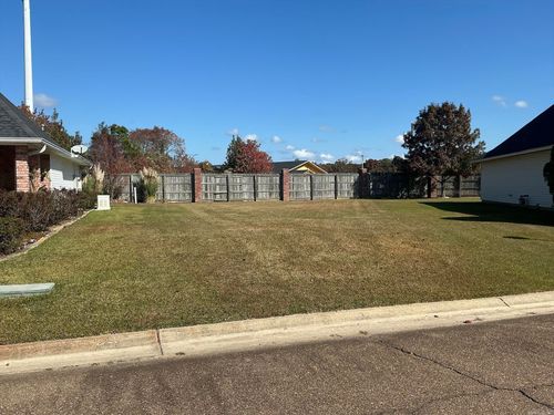 205 Stonegate Ct, Crossett, AR, 71635-3253 | Card Image