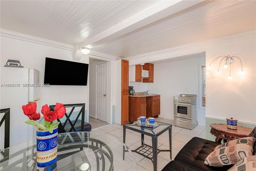2-1611 Fletcher St, Hollywood, FL, 33020 | Card Image