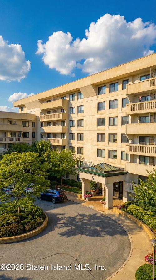 4-m-5 Windham Loop, Staten Island, NY, 10314-5958 | Card Image