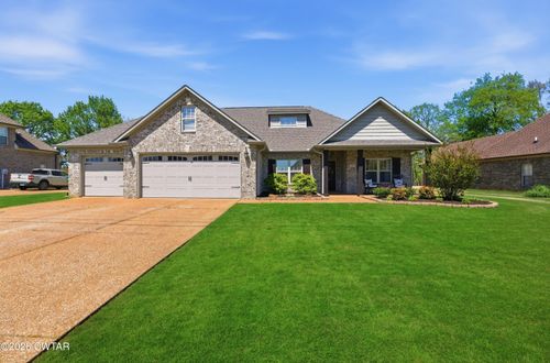 21 Lesia Dr, Medina, TN, 38355-6898 | Card Image