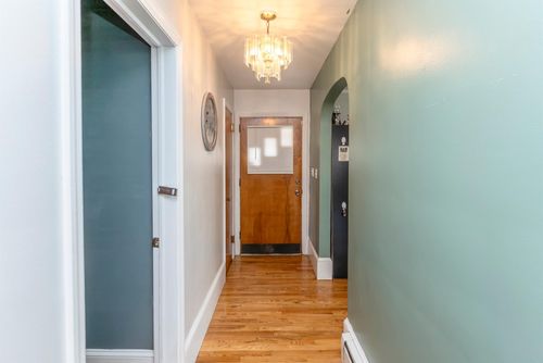 7 David St, Ellenville, NY, 12428-2305 | Card Image