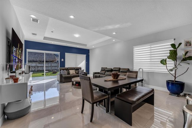 15124 Sw 176 Th Ter, House other with 4 bedrooms, 4 bathrooms and null parking in Miami FL | Image 9