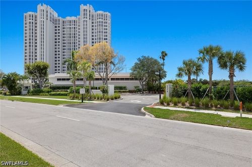201-6849 Grenadier Blvd, NAPLES, FL, 34108-7225 | Card Image
