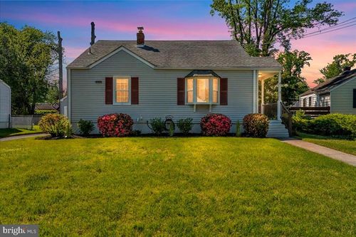 4 Gere Ter, CHERRY HILL, NJ, 08002-3601 | Card Image