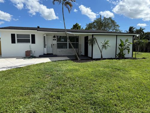 958 Montego Dr, West Palm Beach, FL, 33415-3846 | Card Image