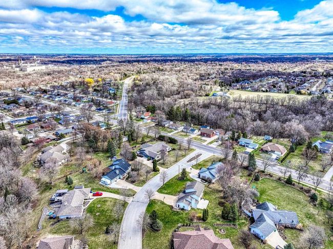 101 Brookview Place, House other with 5 bedrooms, 4 bathrooms and null parking in Combined Locks WI | Image 53