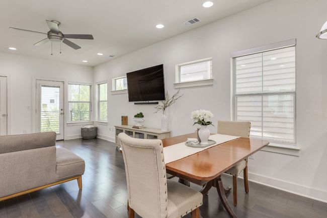 37 - 1101 Euphoria Bnd, Condo with 3 bedrooms, 3 bathrooms and 2 parking in Austin TX | Image 4
