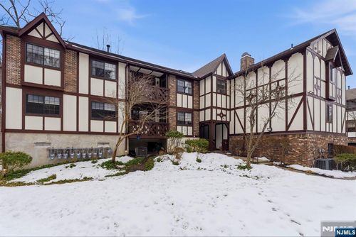 2309 Hemingway Lane, Mahwah, NJ, 07430 | Card Image