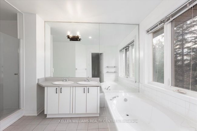 35 Anderson Pl, Condo with 3 bedrooms, 4 bathrooms and 1 parking in Aurora ON | Image 22