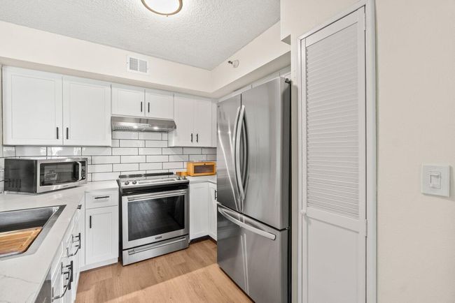 APT-206 - 127 Yacht Club Way, Condo with 2 bedrooms, 2 bathrooms and null parking in Hypoluxo FL | Image 10