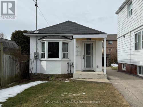 2-92 39th St, Etobicoke, ON, M8W3M7 | Card Image