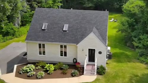 46 Old Powder House Rd, Lakeville, MA, 02347-1911 | Card Image