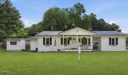 103 Commodore Ave, Elizabethton, TN, 37643-6526 | Card Image