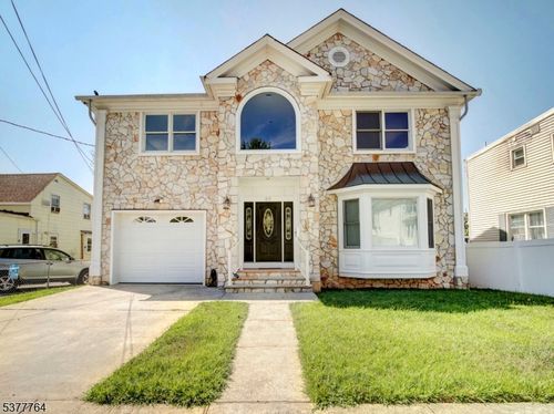 89 Sharot St, Carteret, NJ, 07008-2908 | Card Image