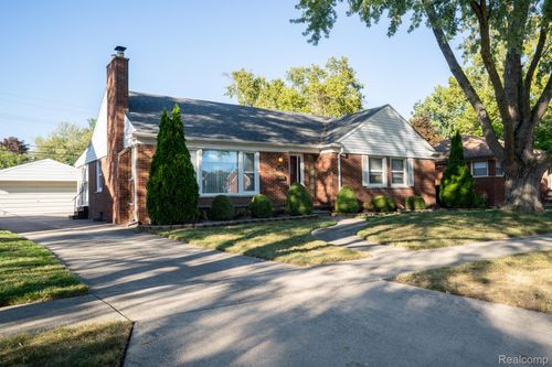 13440 Phelps St, Southgate, MI, 48195-1228 | Card Image