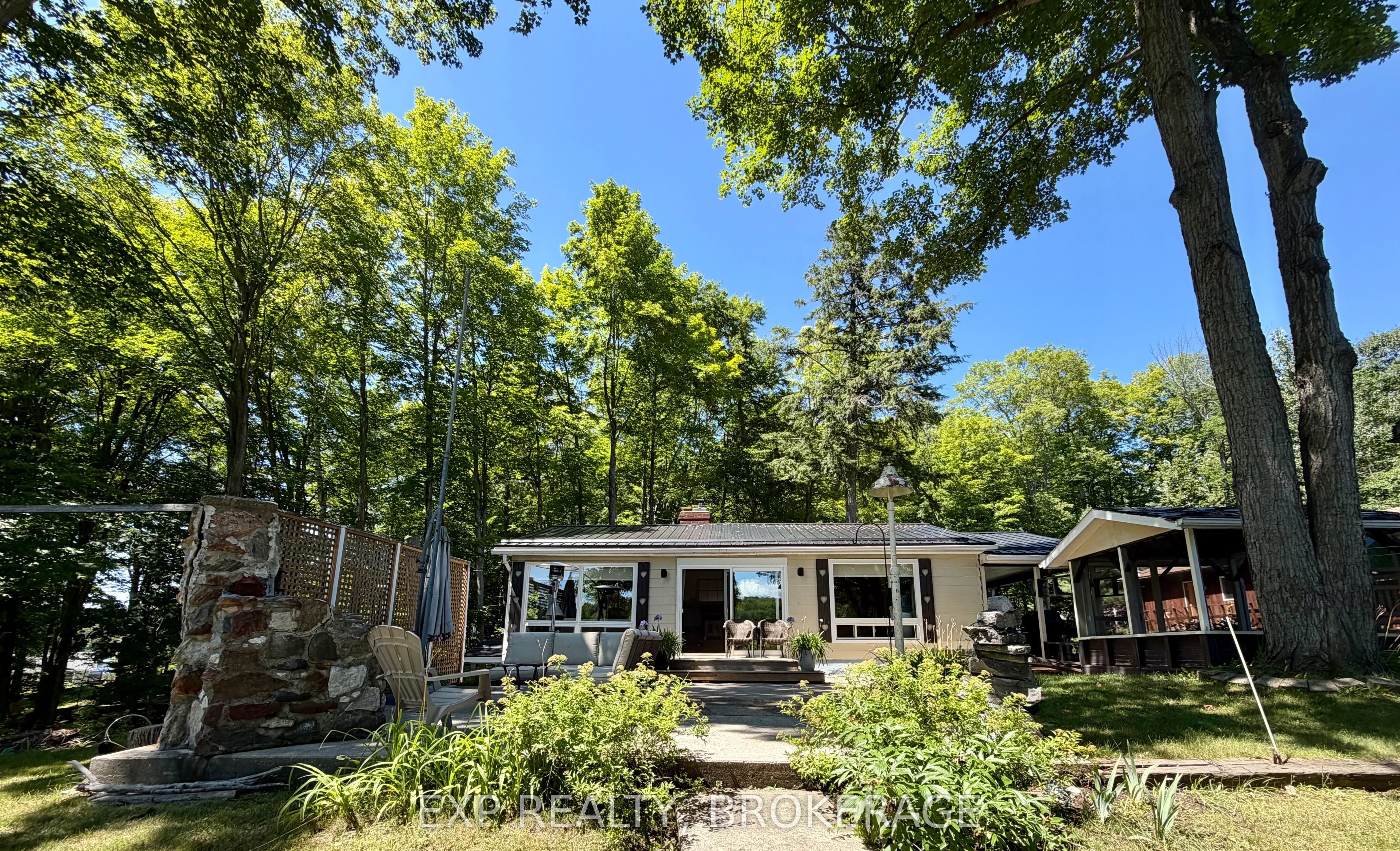 Residential in South Frontenac 4