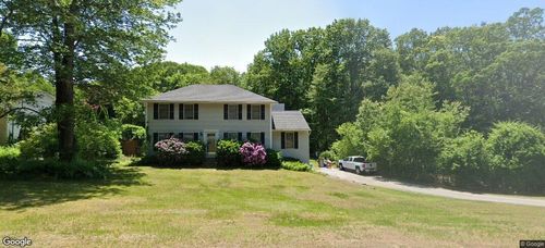 3 Anna Cir, Derry, NH, 03038-4129 | Card Image